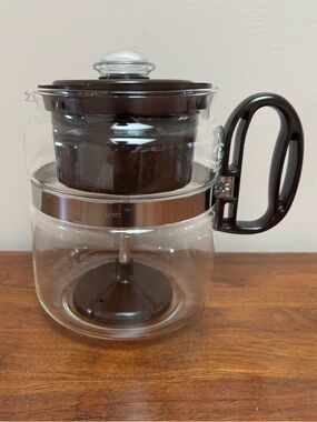 Vintage Gemco Coffee Percolator.